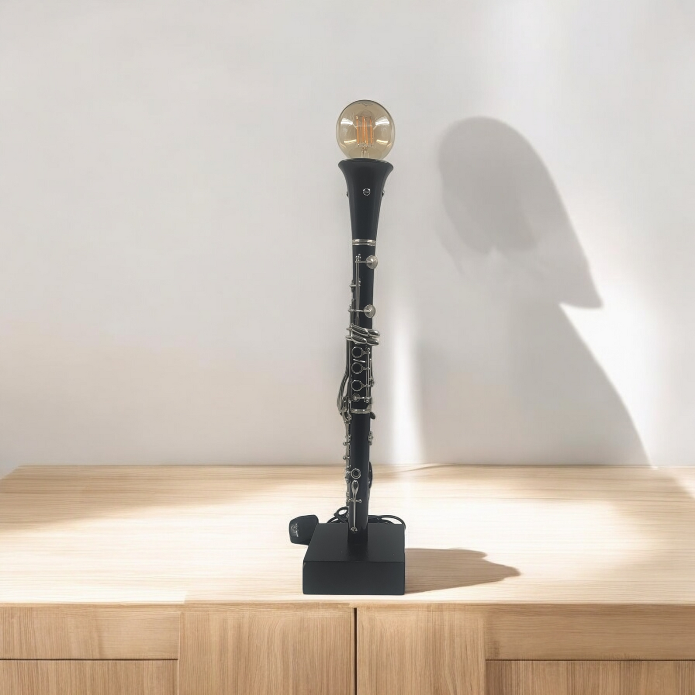 Clarinet lamp