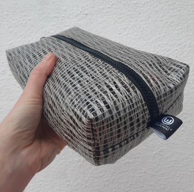 Crew washbag - upcycled sail