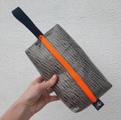 Crew washbag - upcycled sail