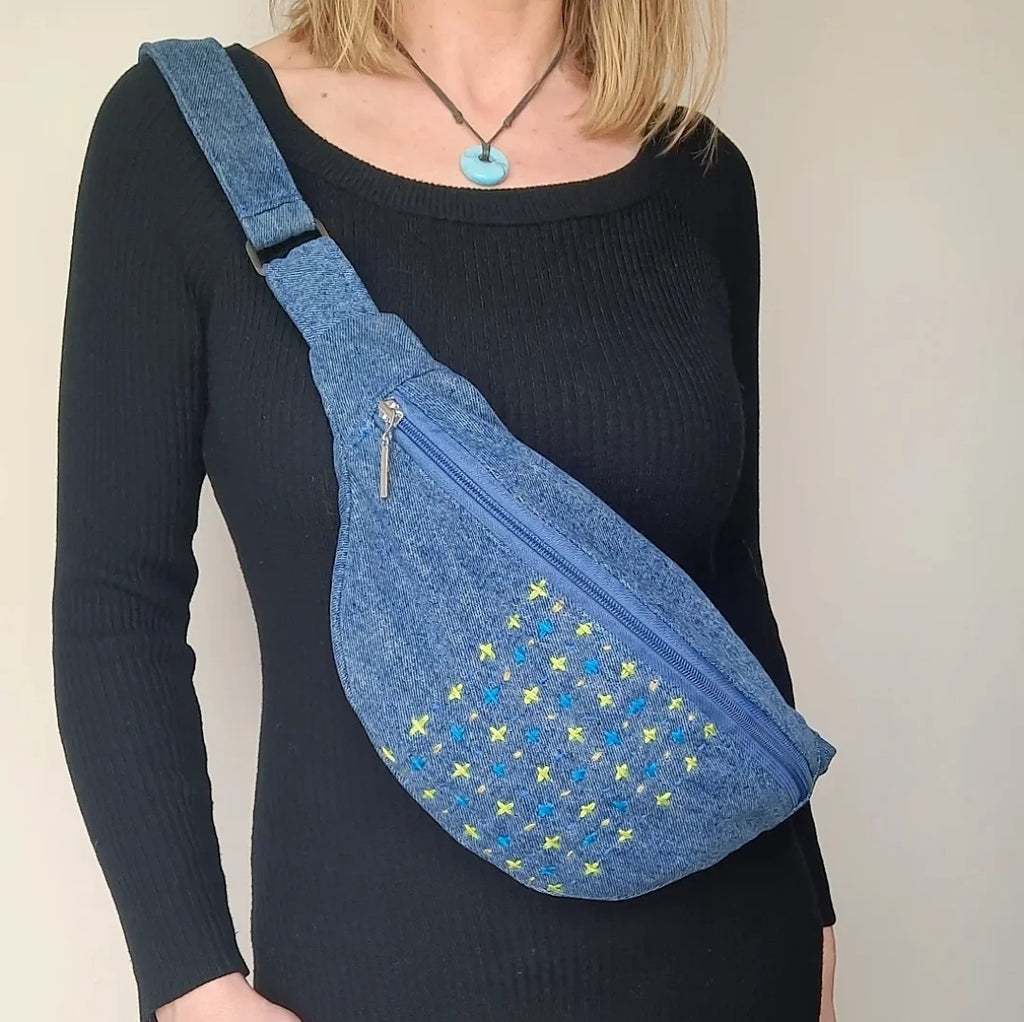 【BAON】Newen Stitch Denim Cross Bag 442030022926